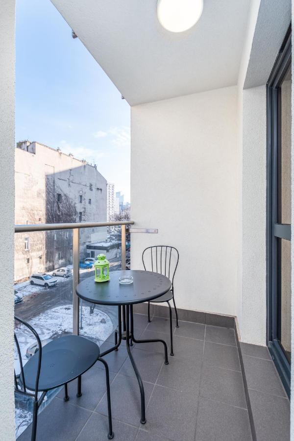 Chlodna Apartment By Your Freedom وارسو المظهر الخارجي الصورة