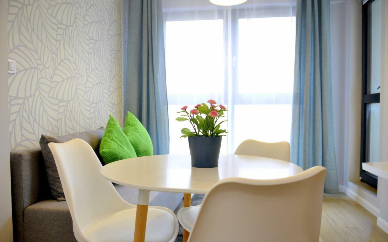 Chlodna Apartment By Your Freedom وارسو المظهر الخارجي الصورة