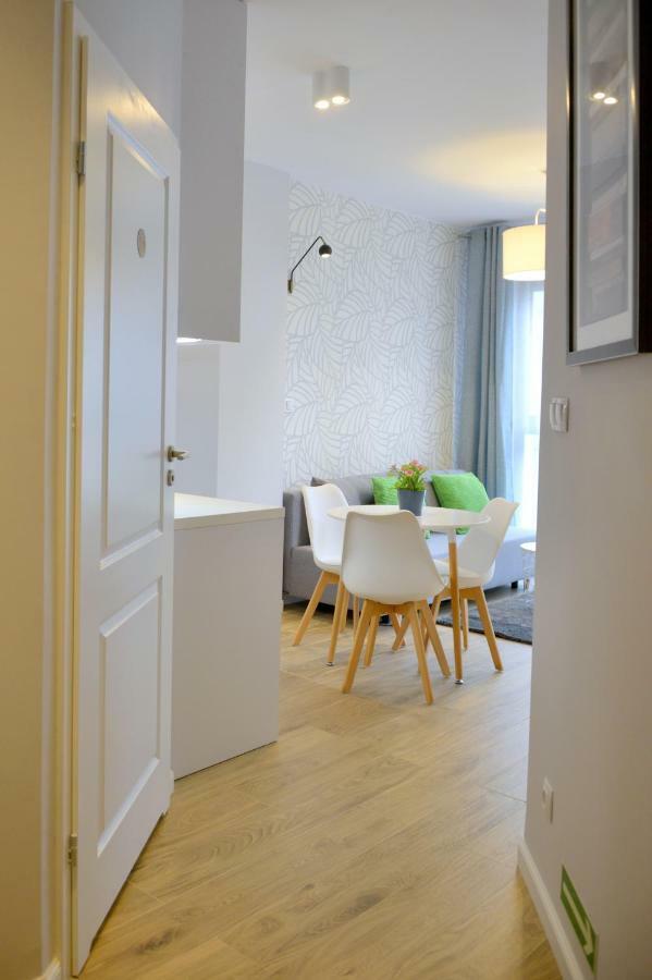 Chlodna Apartment By Your Freedom وارسو المظهر الخارجي الصورة